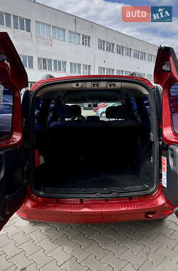 Универсал Renault Logan 2012 в 