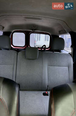 Универсал Renault Logan 2012 в 