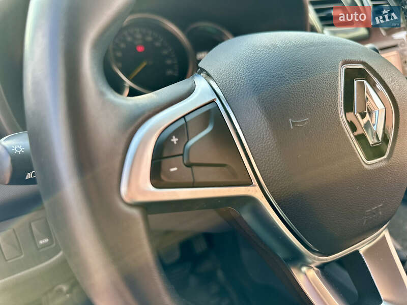 Седан Renault Logan 2017 в Одессе
