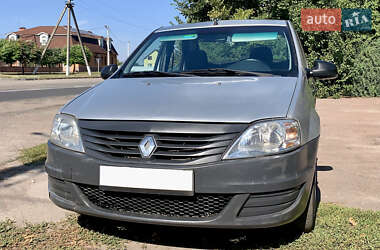 Седан Renault Logan 2011 в 