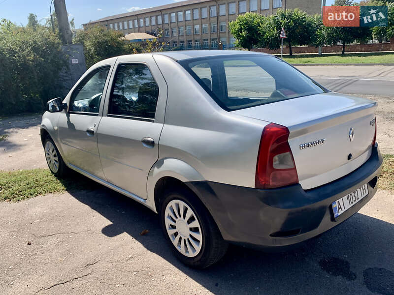 Седан Renault Logan 2011 в Переяславі