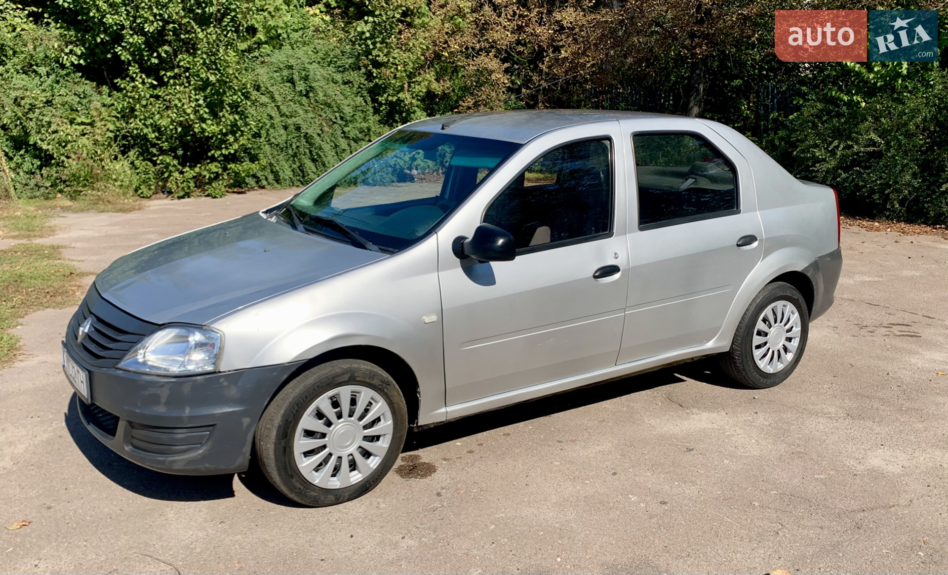 2011 Renault Logan - мініатюра 26