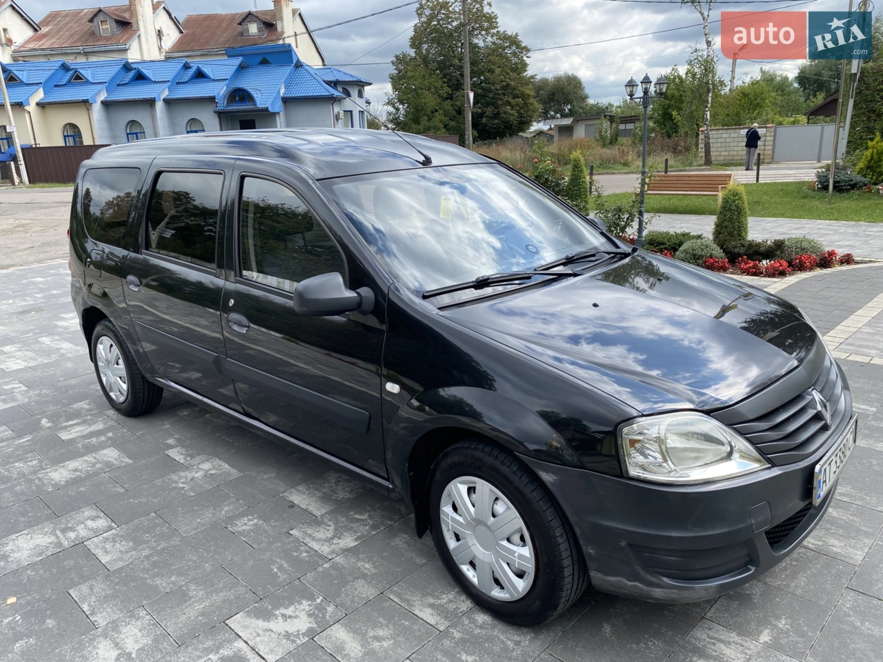 2010 Renault Logan - мініатюра 20