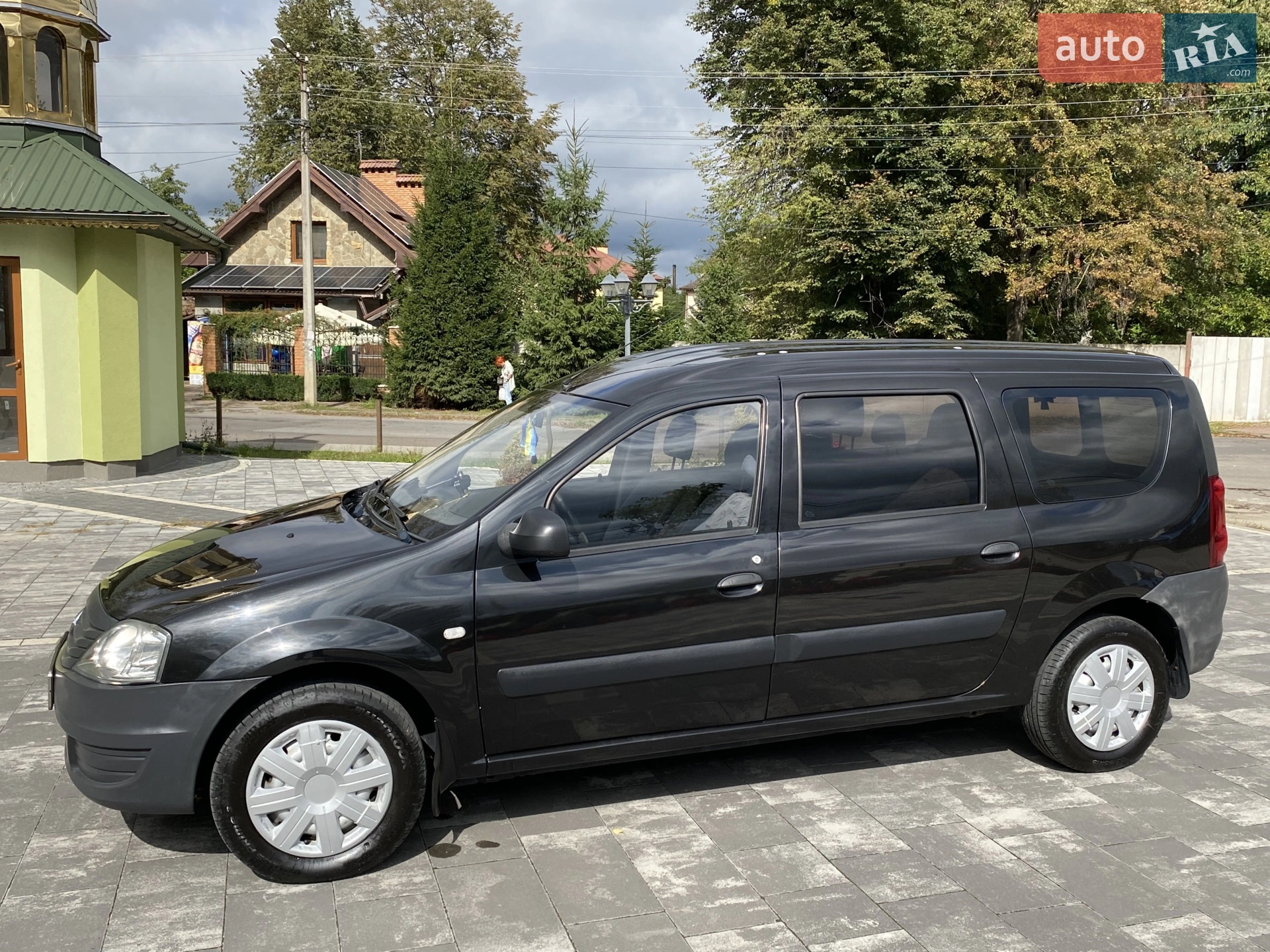 2010 Renault Logan - мініатюра 3