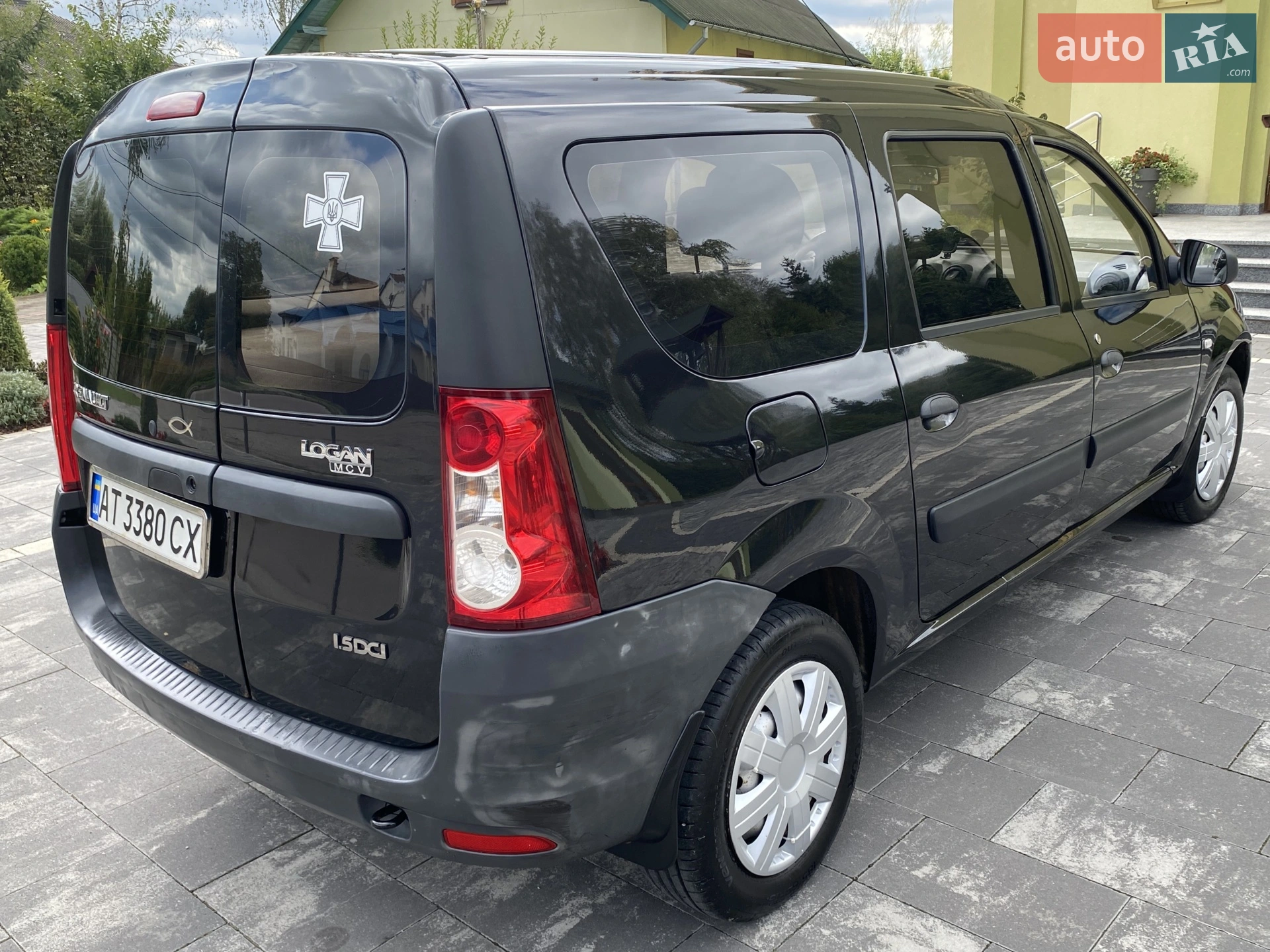 2010 Renault Logan - мініатюра 5