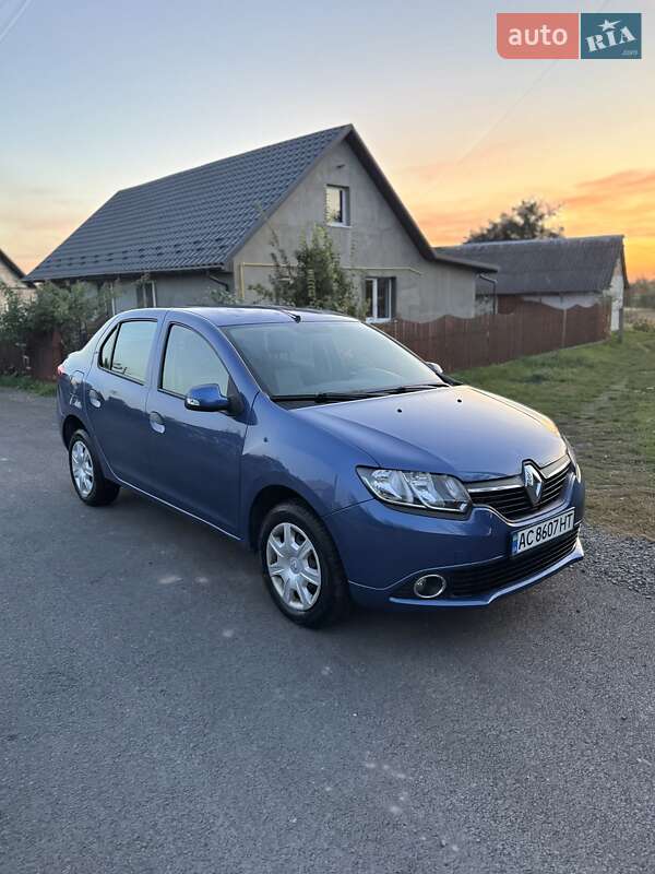 Седан Renault Logan 2013 в Нововолынске фото Седан Renault Logan 2013 в Нововолынске
