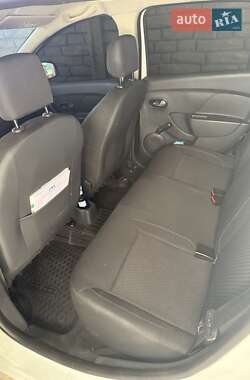 Седан Renault Logan 2019 в Днепре