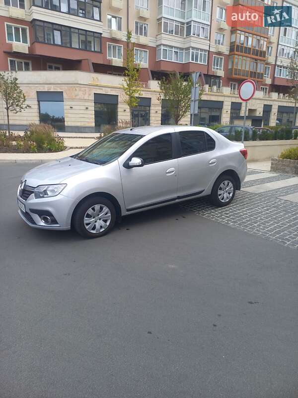 Седан Renault Logan 2018 в Умани