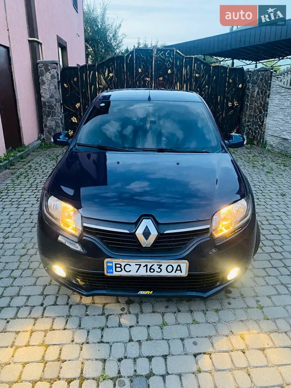 2016 Renault Logan - мініатюра 28