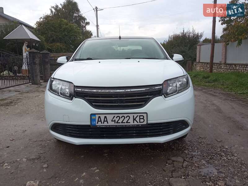 Renault Logan 2013