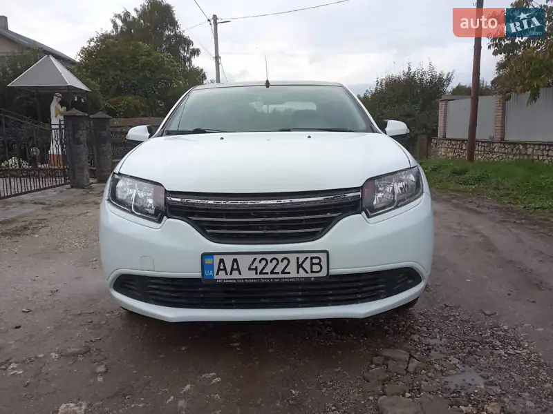 Renault Logan 2013