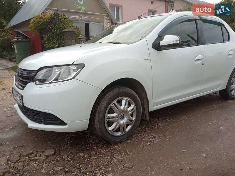 Седан Renault Logan 2013 в Збаражі фото 3 Седан Renault Logan 2013 в Збаражі