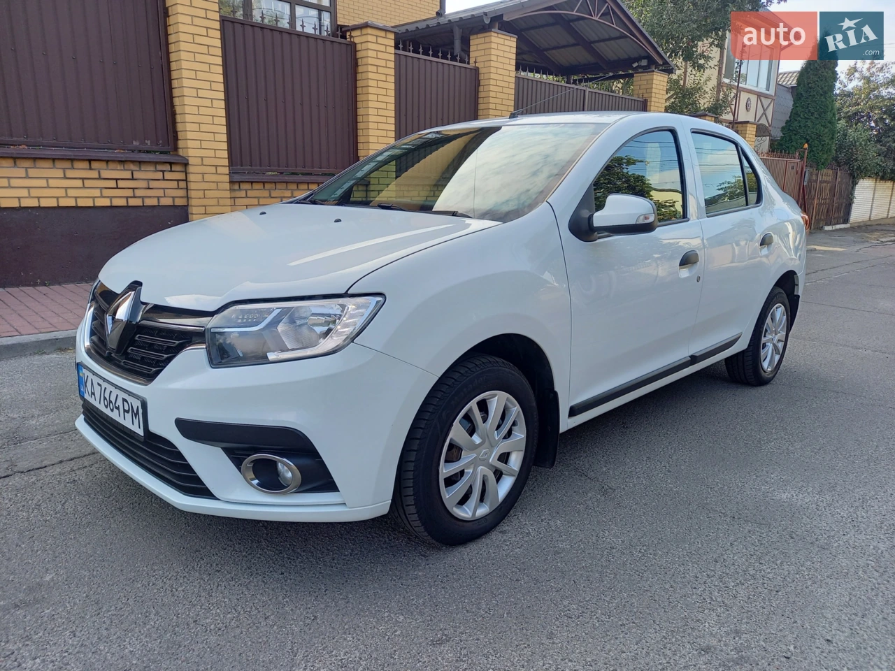 2022 Renault Logan - мініатюра 11