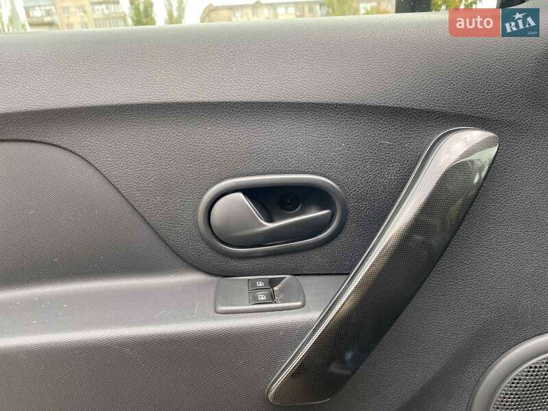 Универсал Renault Logan 2019 в Николаеве