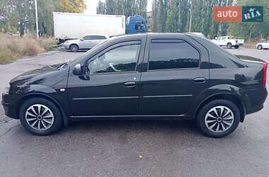 Седан Renault Logan 2011 в 