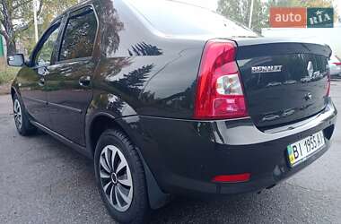 Седан Renault Logan 2011 в 