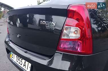 Седан Renault Logan 2011 в 