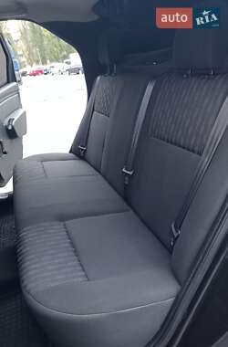 Седан Renault Logan 2011 в 