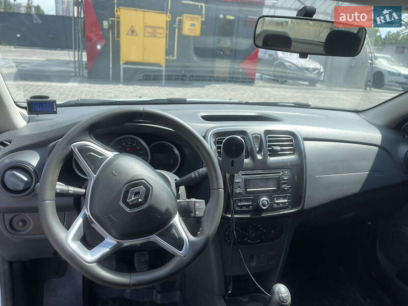 Седан Renault Logan 2017 в Дніпрі фото 14 Седан Renault Logan 2017 в Дніпрі