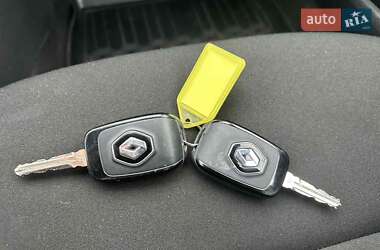 Седан Renault Logan 2021 в 