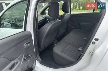 Седан Renault Logan 2021 в 