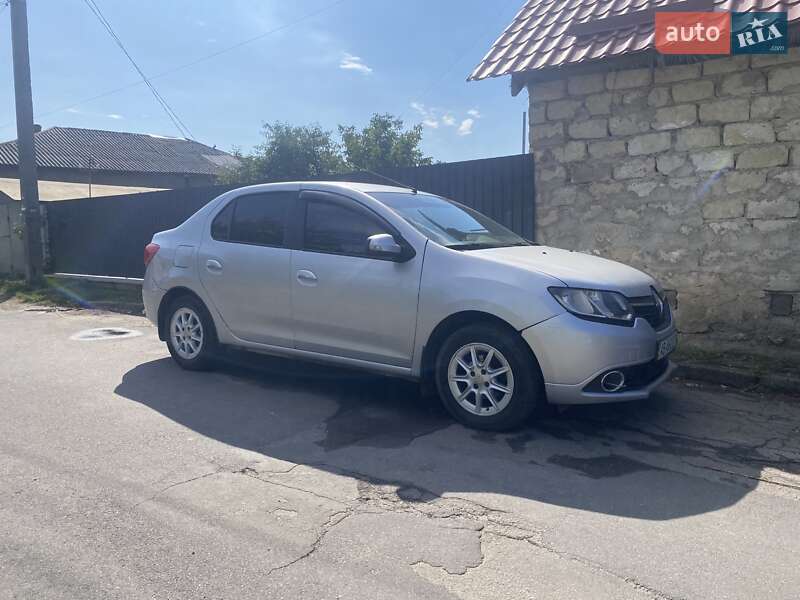 Седан Renault Logan 2013 в Могилев-Подольске