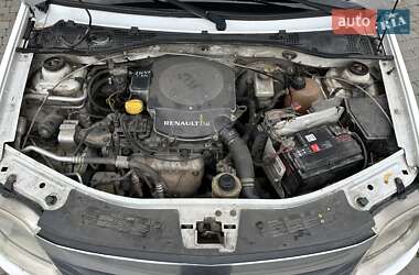 Седан Renault Logan 2010 в 