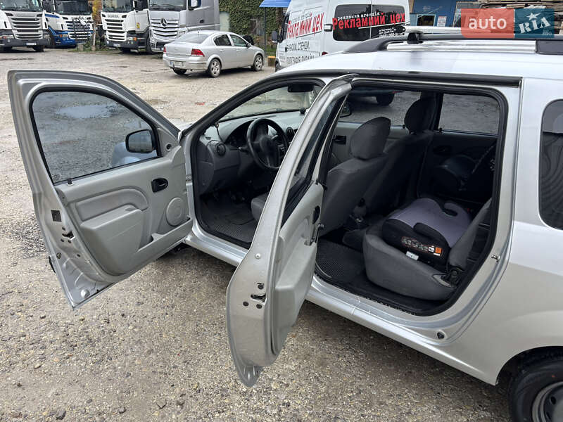 Універсал Renault Logan 2010 в Кам'янець-Подільському фото 18 Універсал Renault Logan 2010 в Кам'янець-Подільському