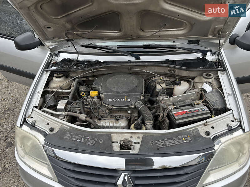 Універсал Renault Logan 2010 в Кам'янець-Подільському фото 40 Універсал Renault Logan 2010 в Кам'янець-Подільському