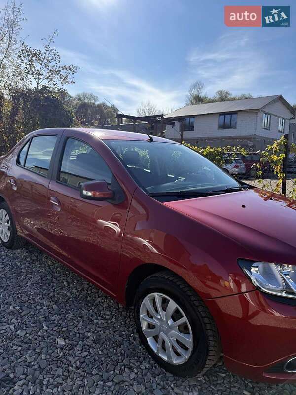 Седан Renault Logan 2013 в Надворной фото 2 Седан Renault Logan 2013 в Надворной