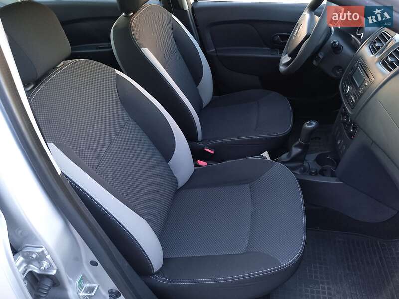 Седан Renault Logan 2013 в Одессе фото 18 Седан Renault Logan 2013 в Одессе