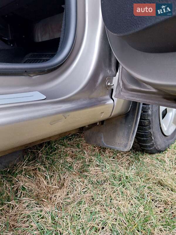 Седан Renault Logan 2015 в Черновцах фото 14 Седан Renault Logan 2015 в Черновцах