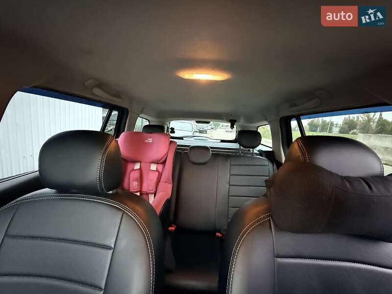 Универсал Renault Logan 2019 в Киеве фото 12 Универсал Renault Logan 2019 в Киеве