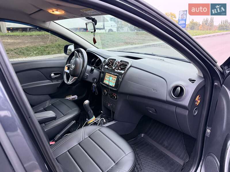 Универсал Renault Logan 2019 в Киеве фото 18 Универсал Renault Logan 2019 в Киеве