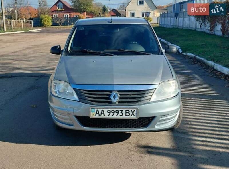 Седан Renault Logan 2010 в Прилуках