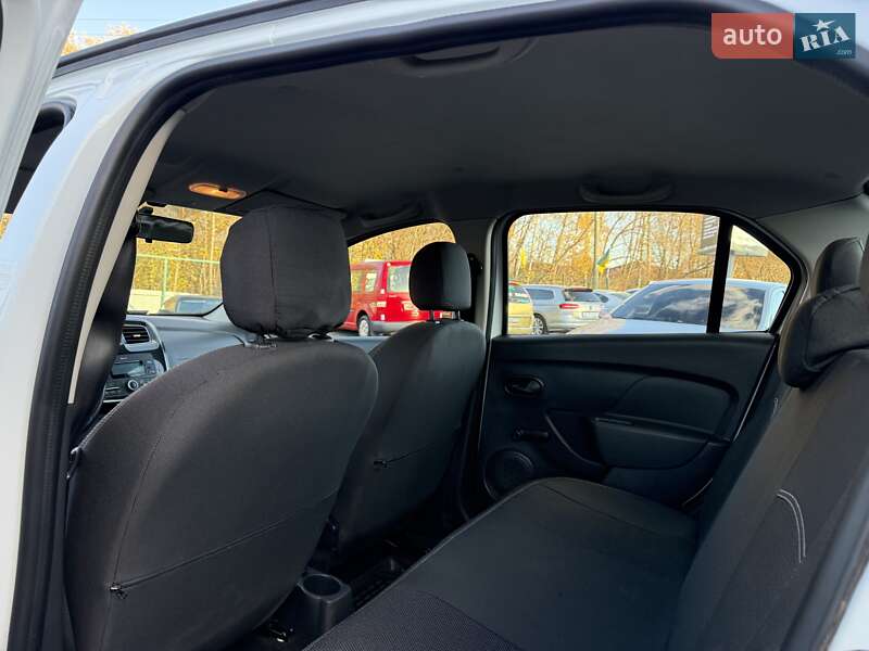 Седан Renault Logan 2019 в Хмельницком фото 26 Седан Renault Logan 2019 в Хмельницком