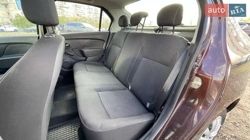 Седан Renault Logan 2017 в Киеве фото 10 Седан Renault Logan 2017 в Киеве