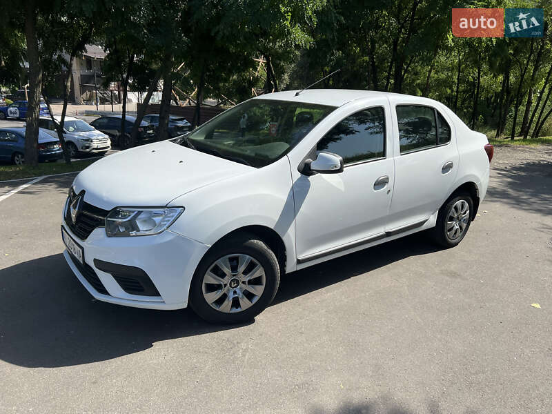 Седан Renault Logan 2019 в Киеве