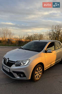 Седан Renault Logan 2016 в Днепре