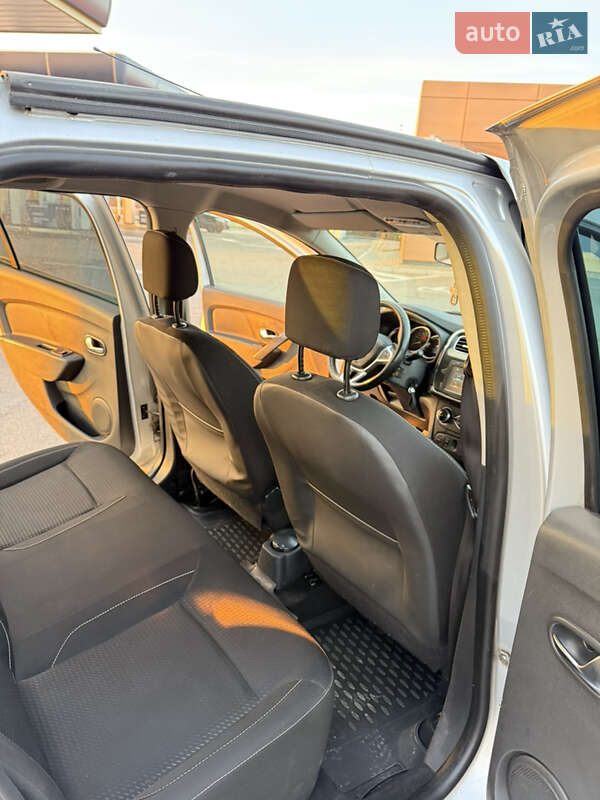 Седан Renault Logan 2016 в Днепре фото 20 Седан Renault Logan 2016 в Днепре