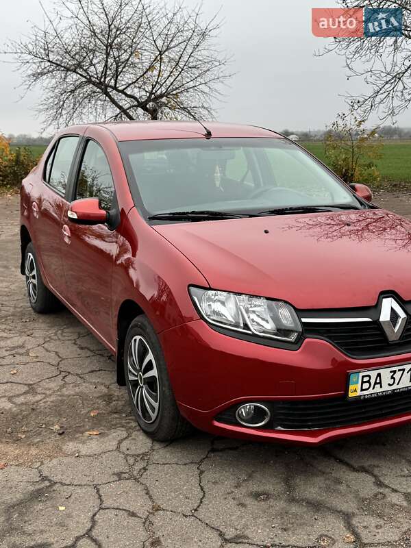 Седан Renault Logan 2013 в Малой Виске