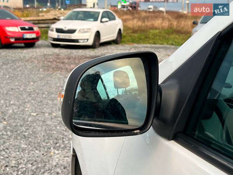 Седан Renault Logan 2016 в Львове фото 14 Седан Renault Logan 2016 в Львове