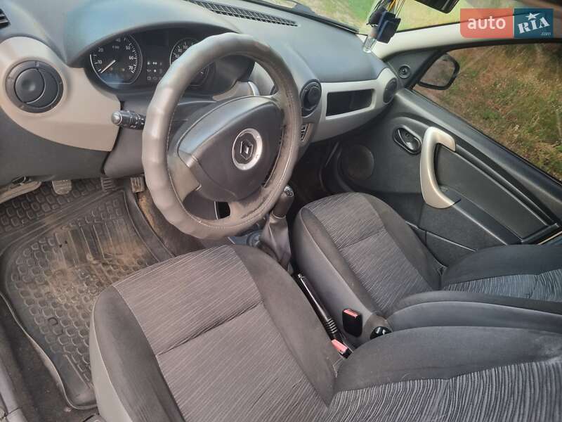 Седан Renault Logan 2012 в Полтаве