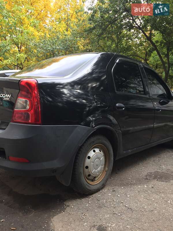Седан Renault Logan 2011 в Харкові фото 5 Седан Renault Logan 2011 в Харкові