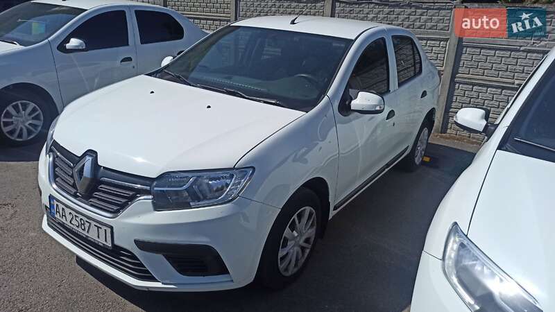 Седан Renault Logan 2017 в Киеве