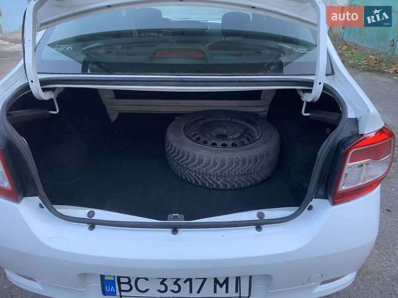 Седан Renault Logan 2016 в Львове фото 21 Седан Renault Logan 2016 в Львове