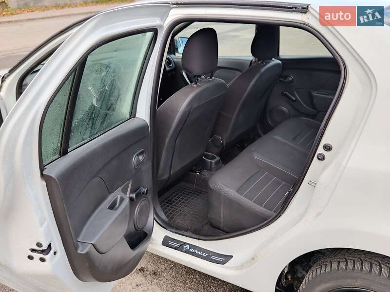 Седан Renault Logan 2021 в Києві