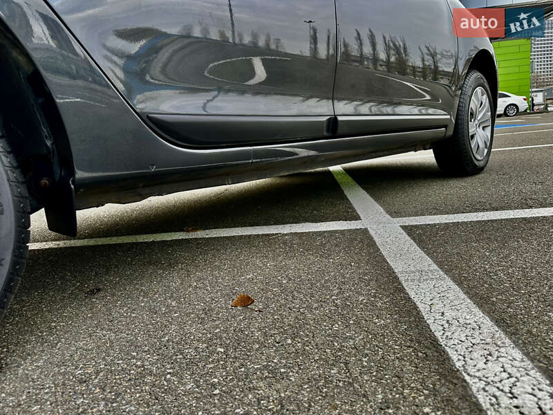 Седан Renault Logan 2022 в Києві фото 28 Седан Renault Logan 2022 в Києві