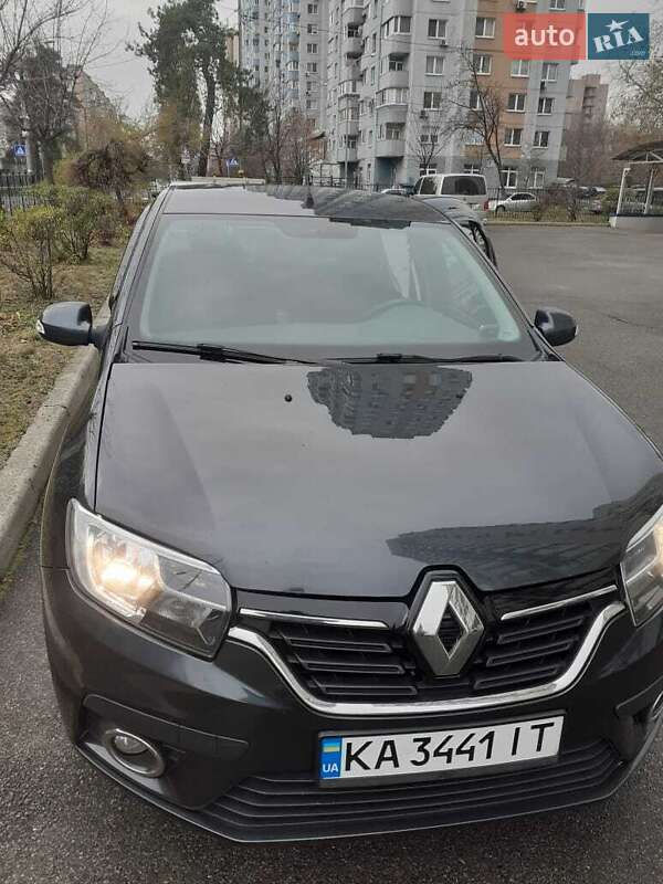 Седан Renault Logan 2019 в Киеве
