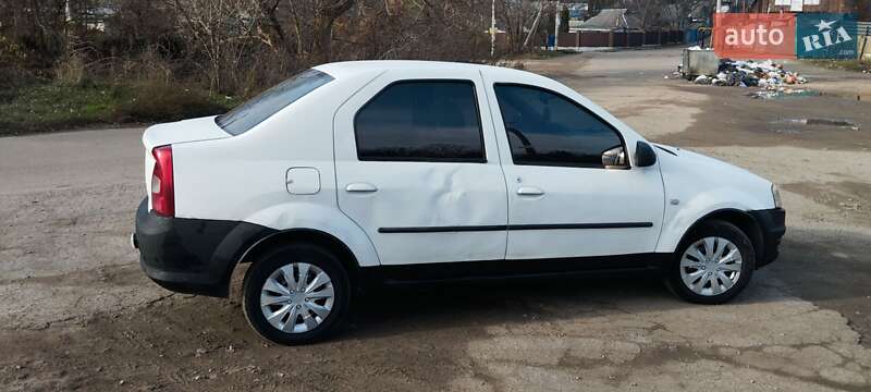 Седан Renault Logan 2011 в Днепре